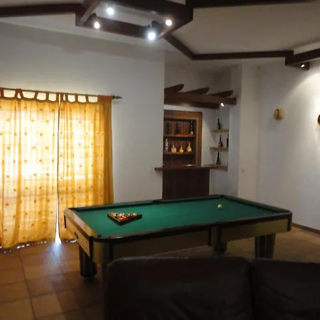 아파트 Spacious Ocean House